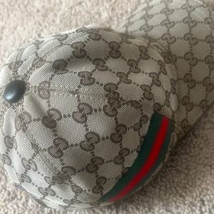 Gucci hat